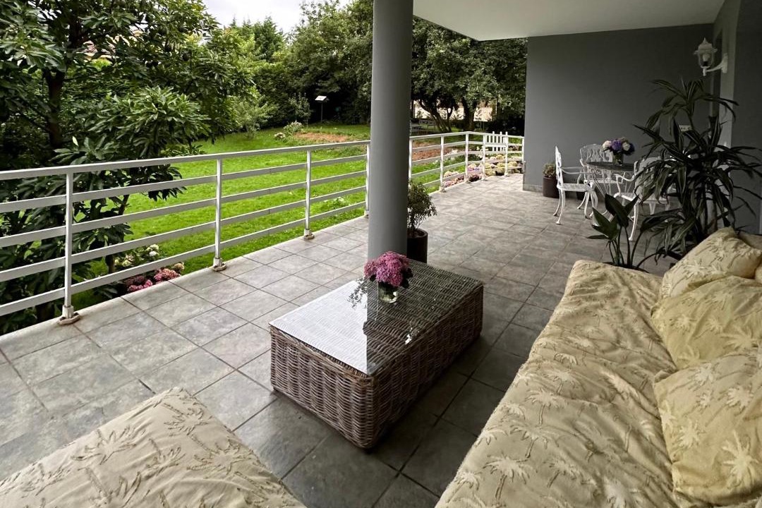 Photo of Patio Balcony in Parres Municipality