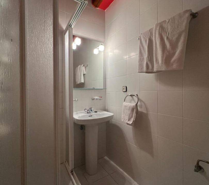Photo of Bathroom in Enciso