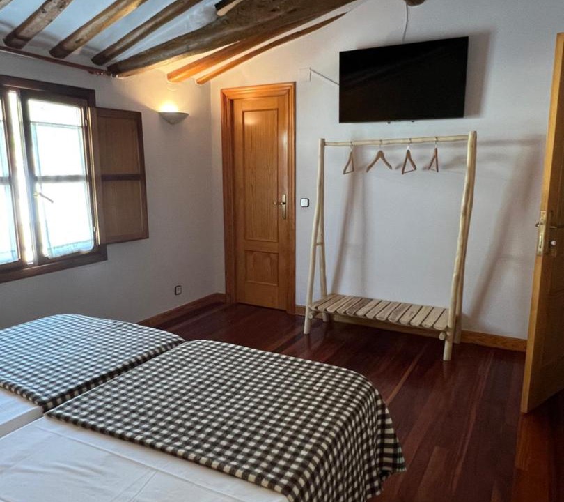 Photo of Bedroom in Enciso