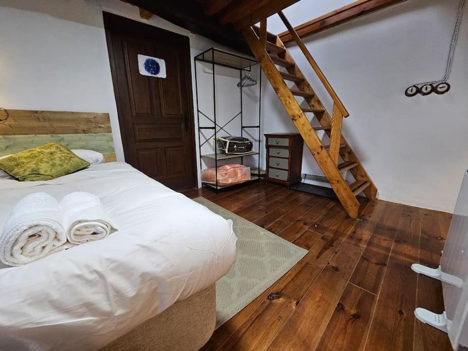 Photo of Bedroom in Llerandi