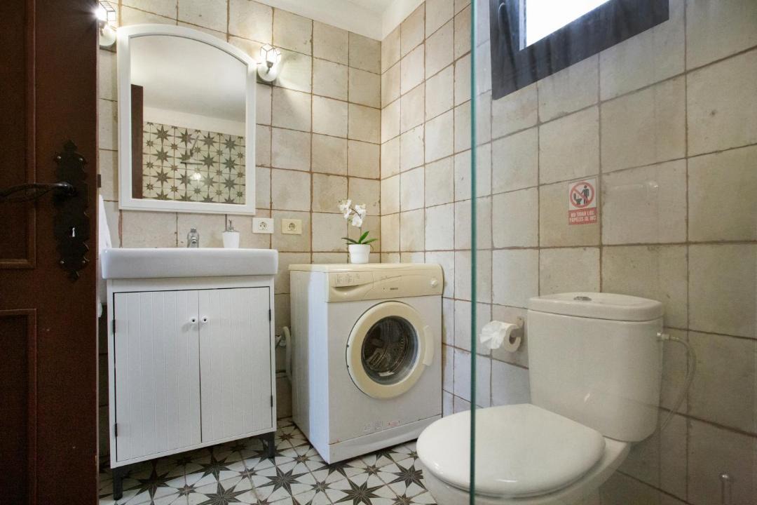 Photo of Bathroom in Fasnia