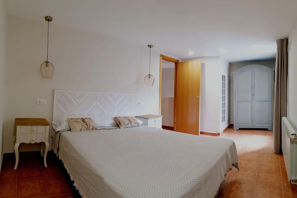 Photo of Bedroom in Magana