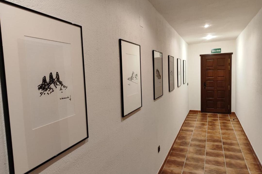 Photo of Others in Hoyos del Espino
