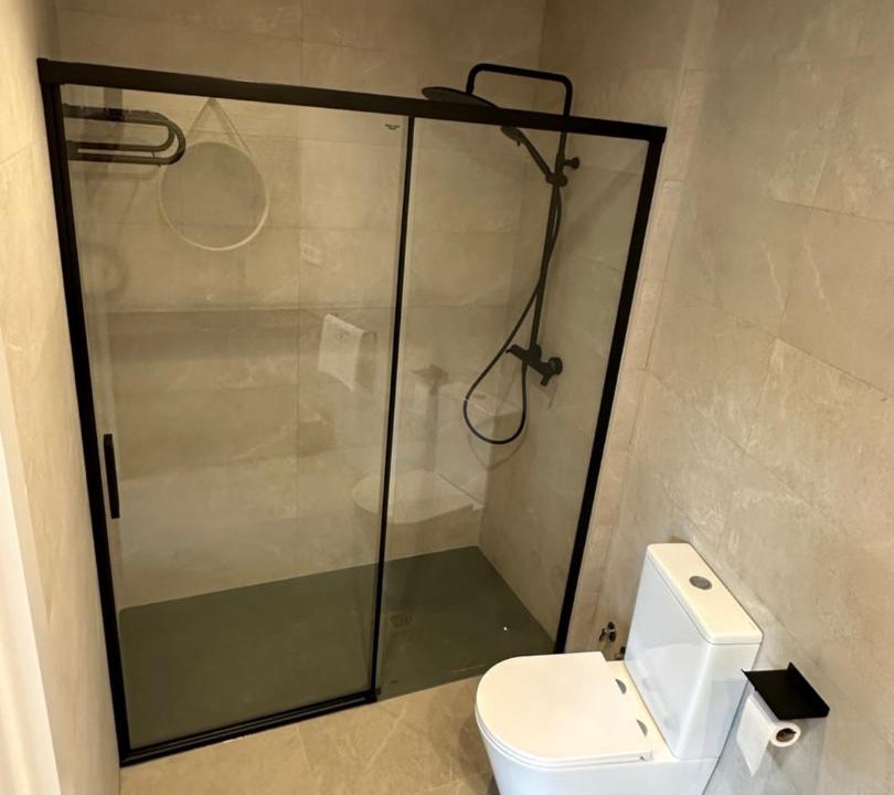 Photo of Bathroom in Panes