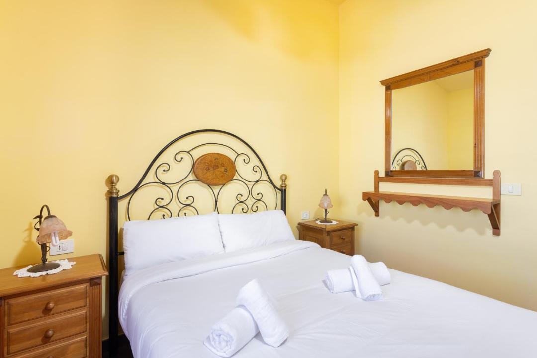 Photo of Bedroom in Abades
