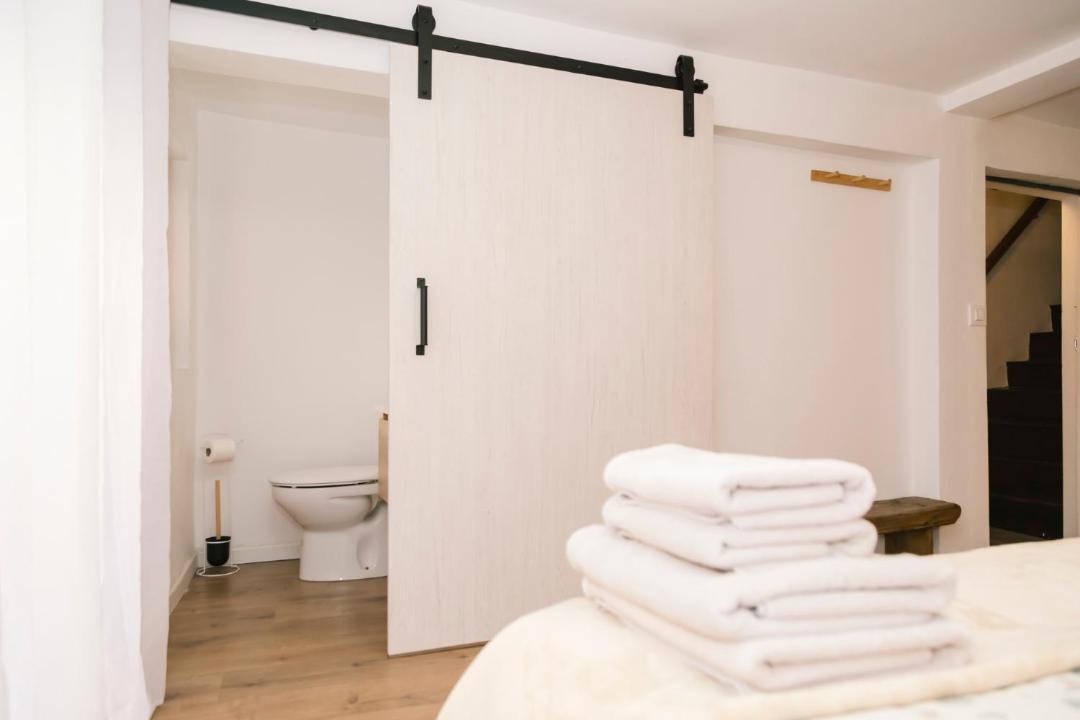Photo of Bathroom in San Leonardo de Yague
