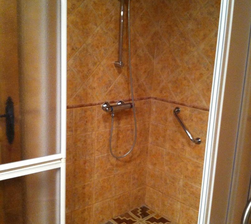 Photo of Bathroom in Castro de Fuentiduena