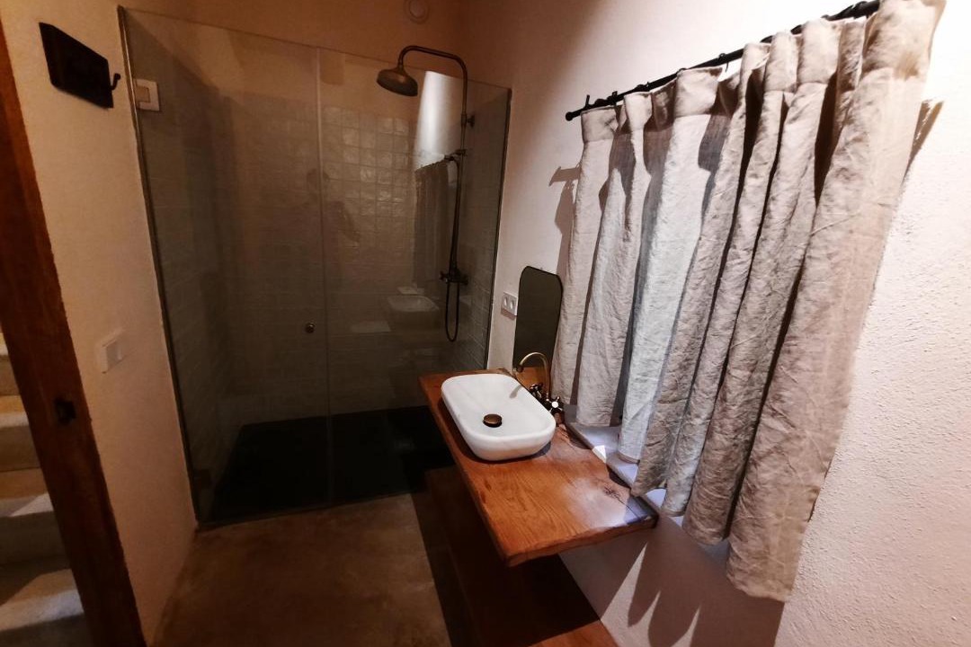Photo of Bathroom in Cabanelles