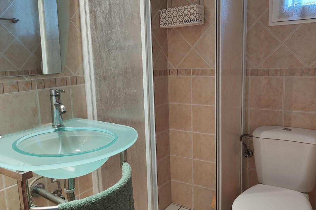 Photo of Bathroom in Siles