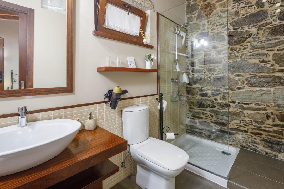 Photo of Bathroom in Ordes
