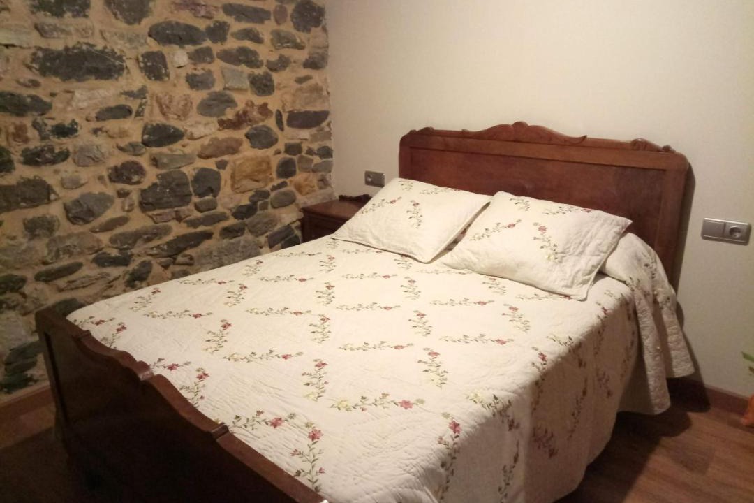 Photo of Bedroom in Villamanin