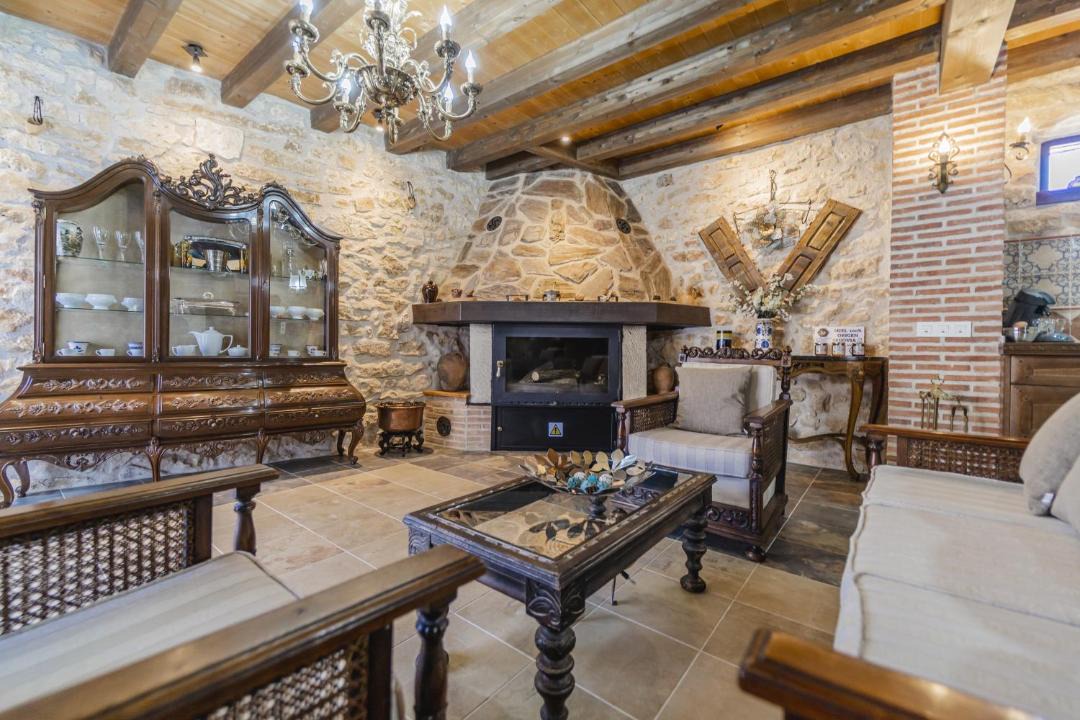 Photo of Livingroom in Moral de Hornuez