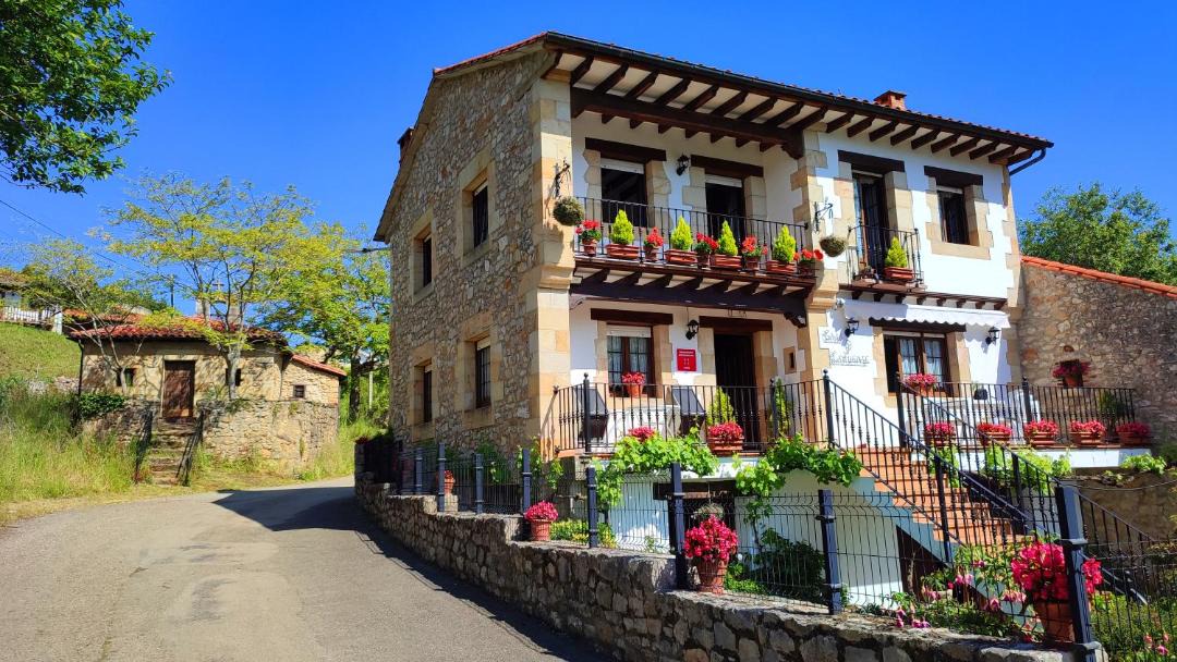 Photo of Others in Santillana del Mar