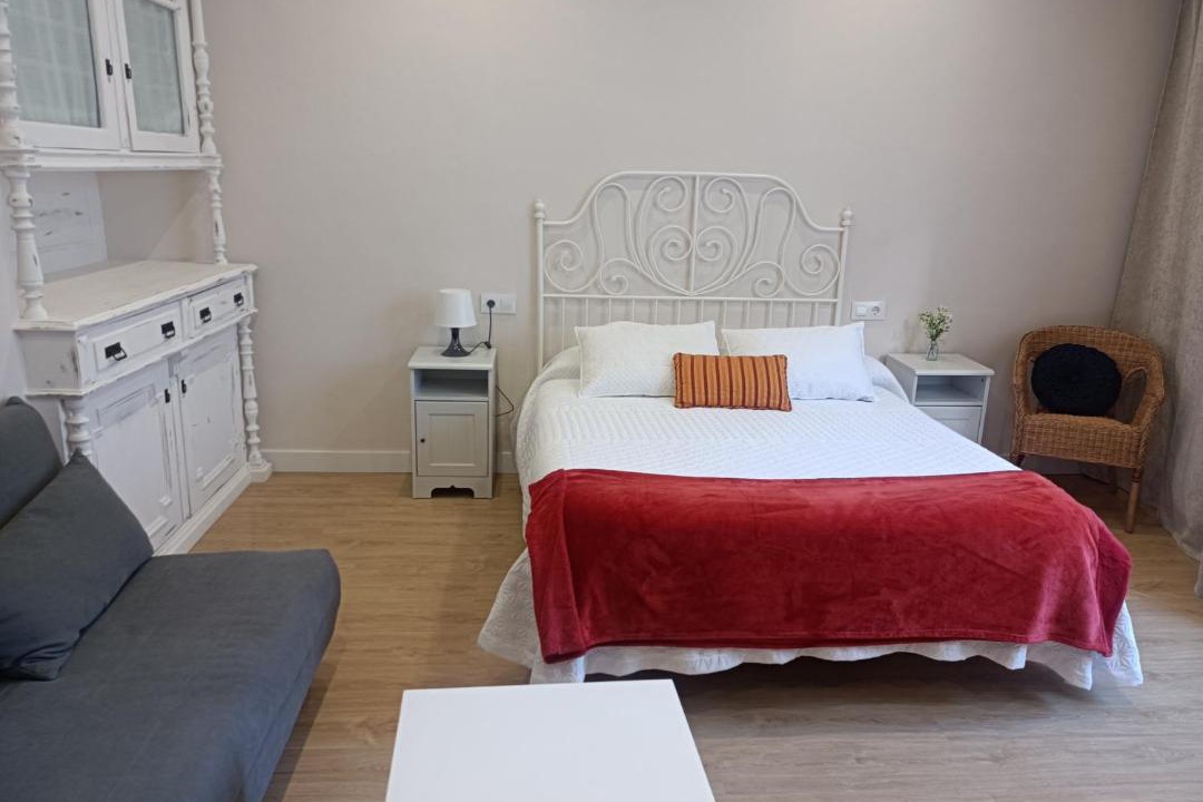 Photo of Bedroom in Betanzos Old Town