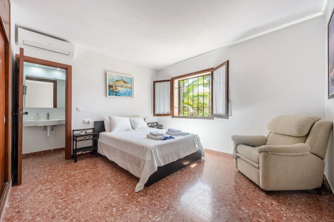 Photo of Livingroom in San Antonio Bay