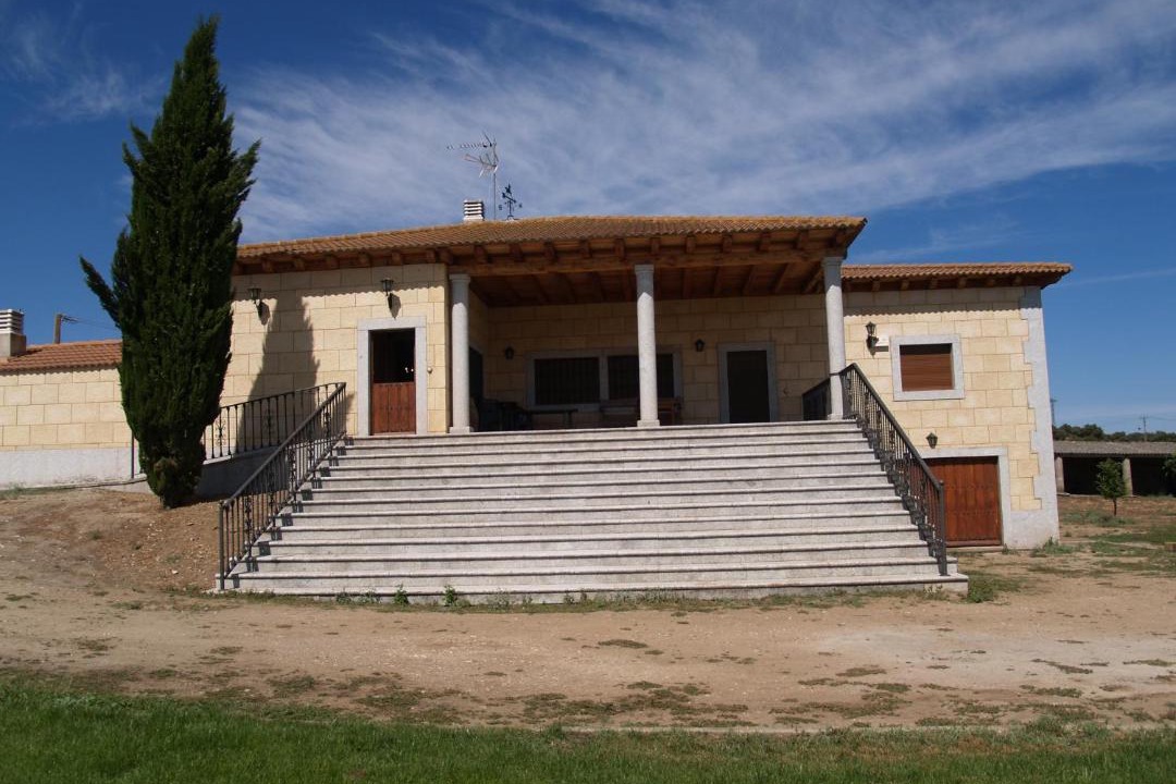 Photo of Buildings in Ledesma