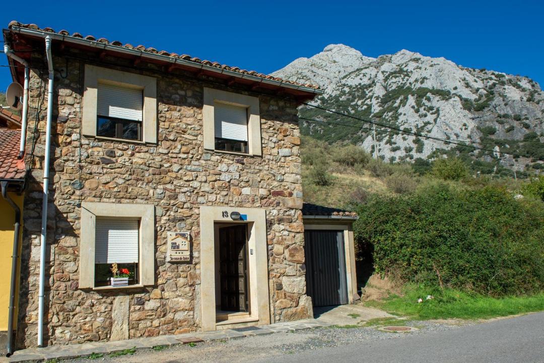 Photo of Buildings in Montuerto