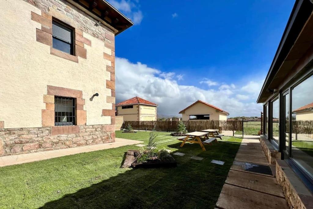 Photo of Buildings in Matamorosa