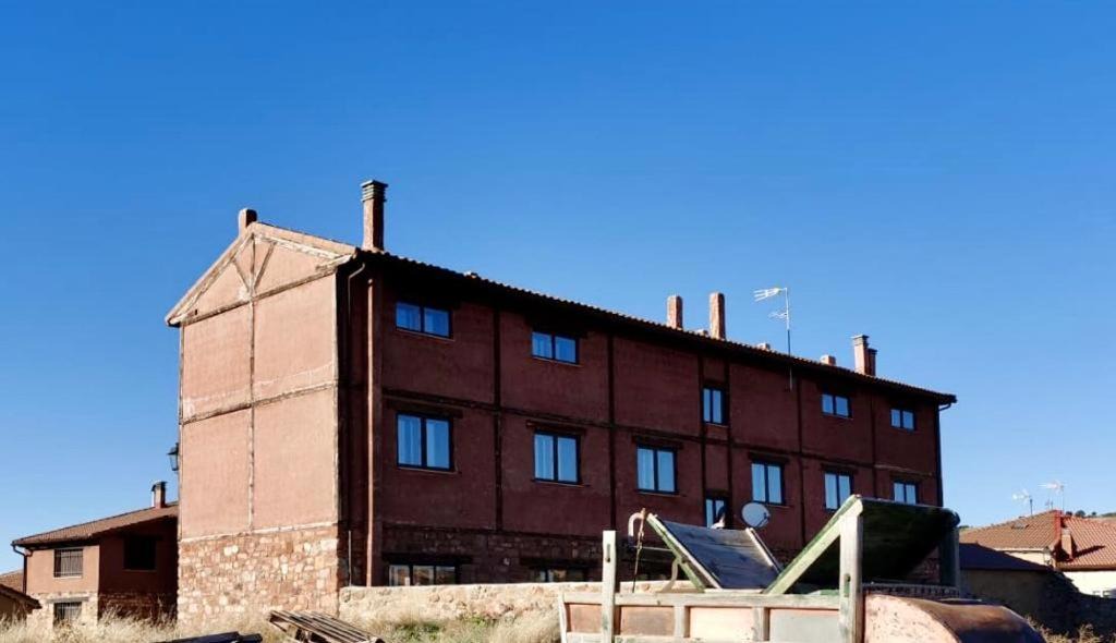 Photo of Buildings in Noviales