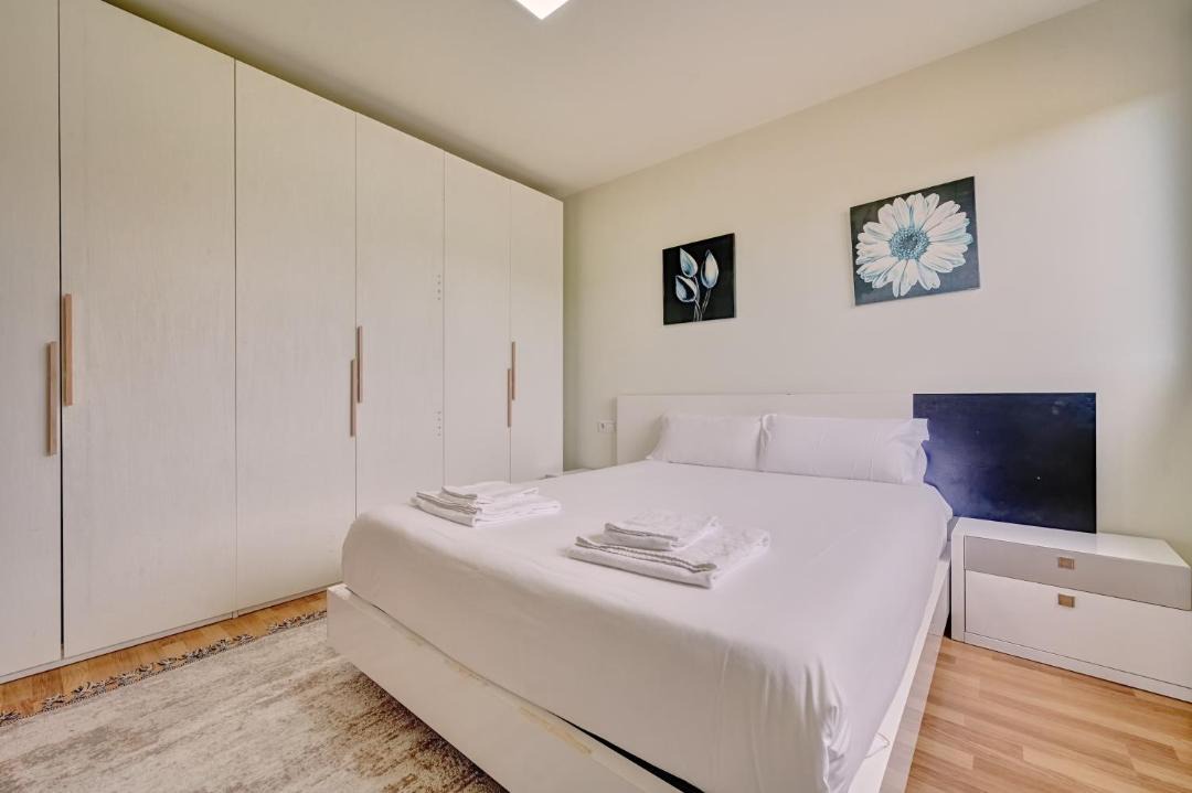 Photo of Bedroom in Viana