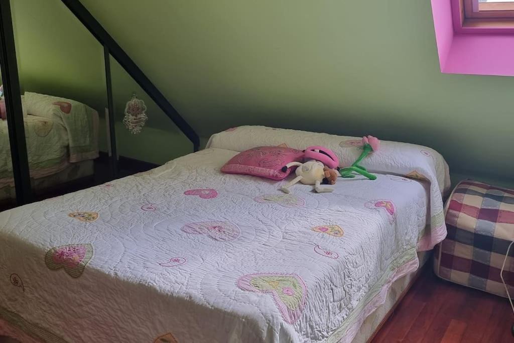Photo of Bedroom in Naron