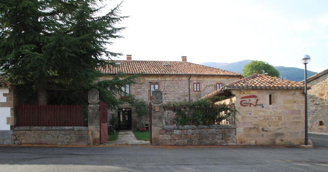 Photo of Buildings in Naveda