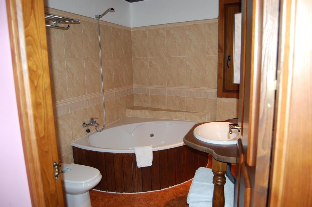 Photo of Bathroom in A Rua