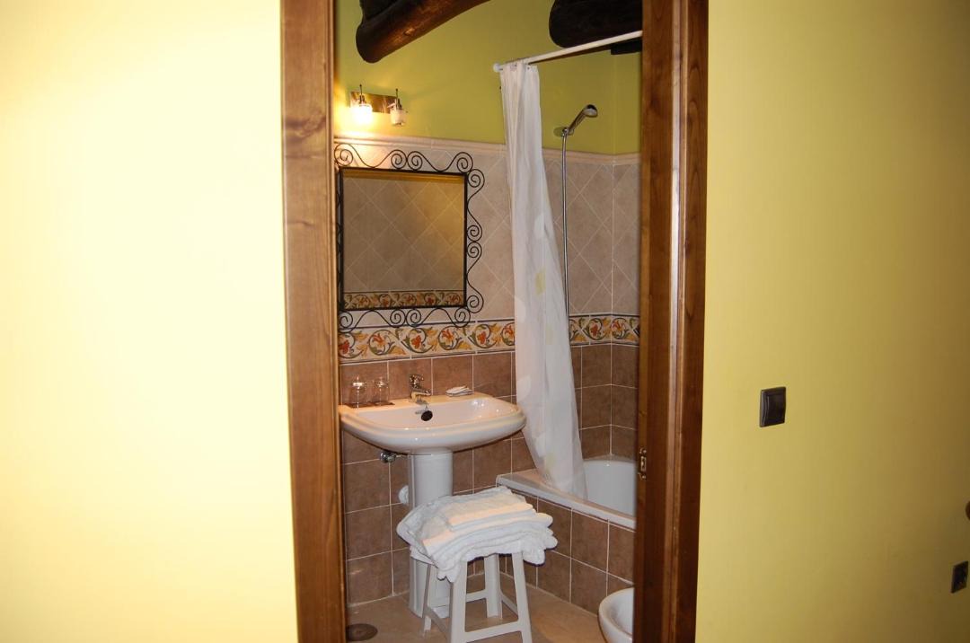 Photo of Bathroom in A Rua