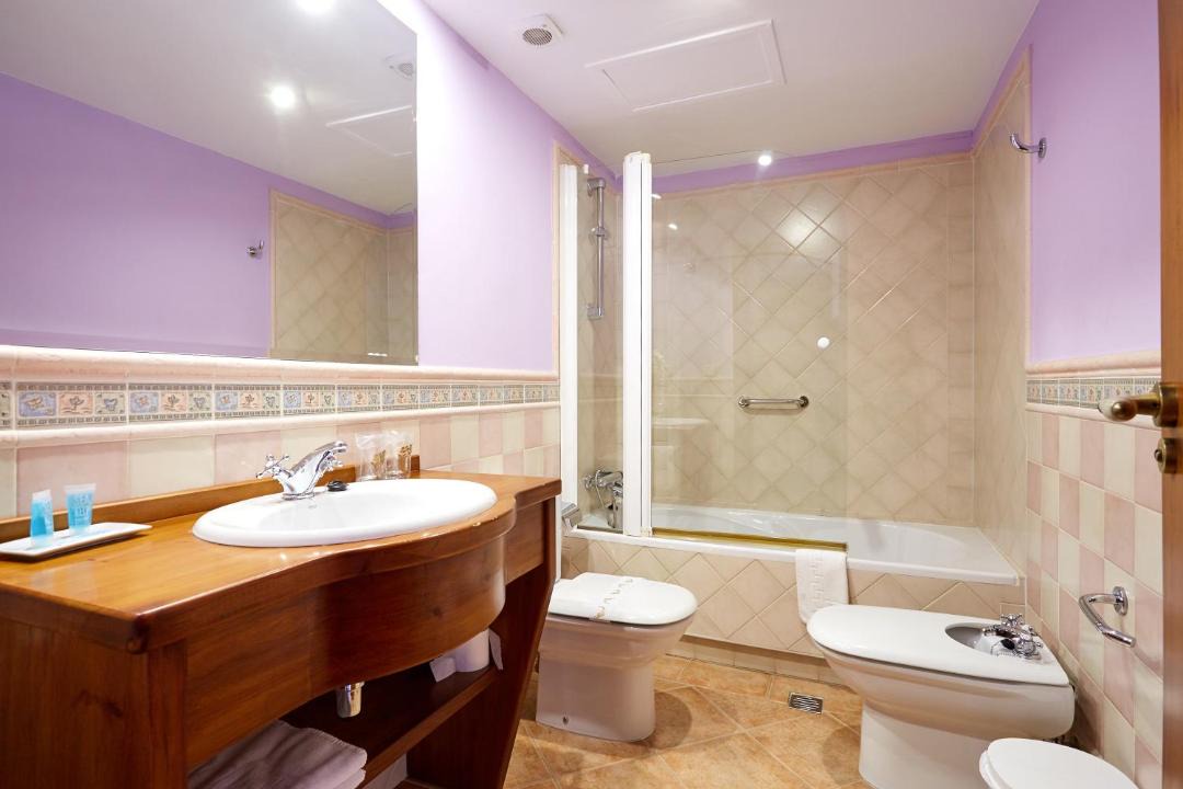 Photo of Bathroom in Sepulveda