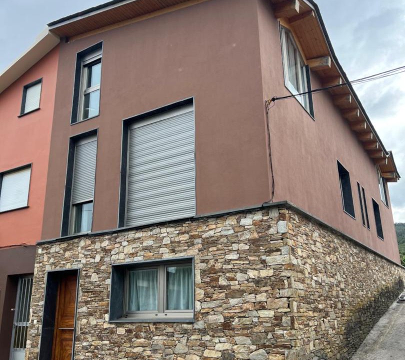Photo of Buildings in Cuina
