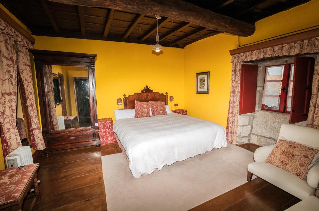 Photo of Bedroom in Sober