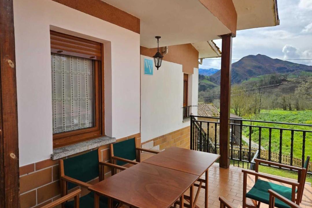 Photo of Patio Balcony in Parres