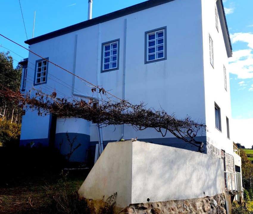 Photo of Buildings in San Sadurnino