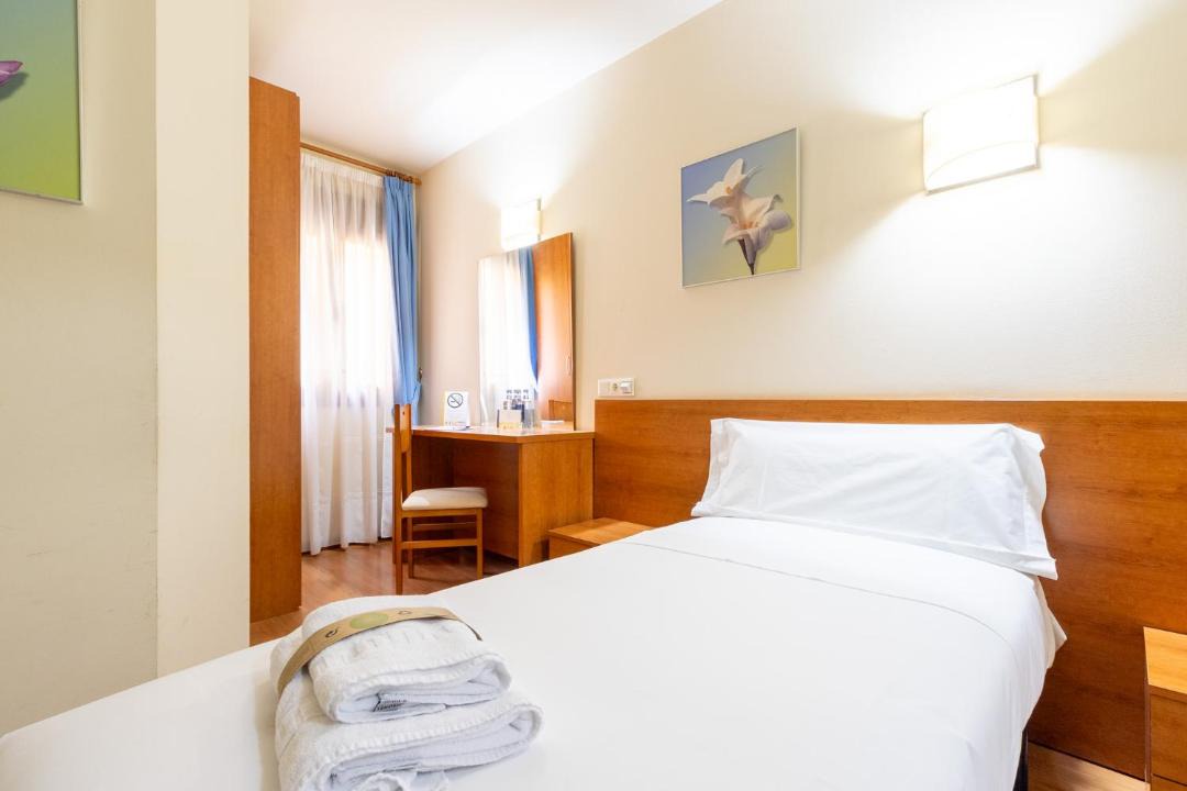 Photo of Bedroom in Toro