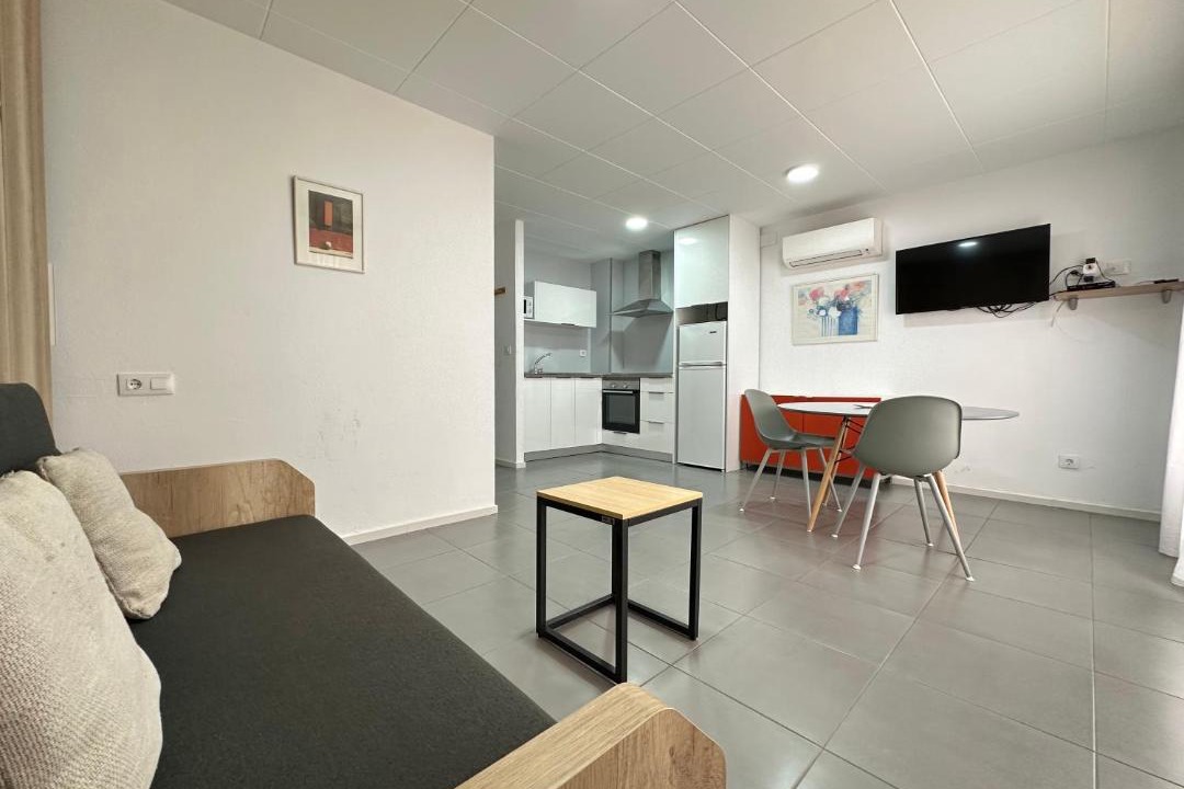 Photo of Livingroom in Roses Town Center