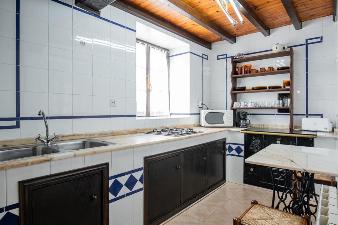 Photo of Kitchen in Parres