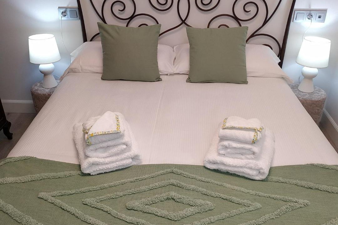 Photo of Bedroom in Logrono Historic Centre