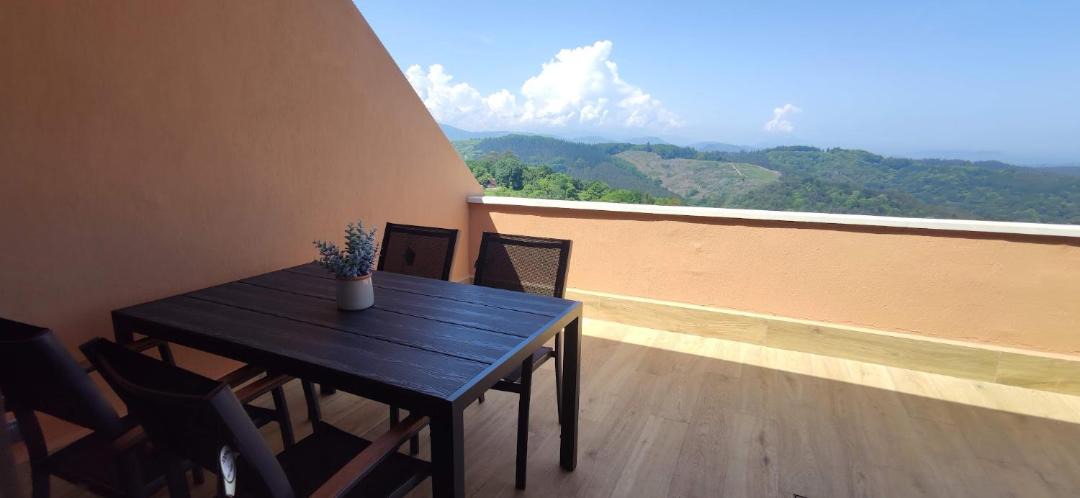 Photo of Patio Balcony in Canales