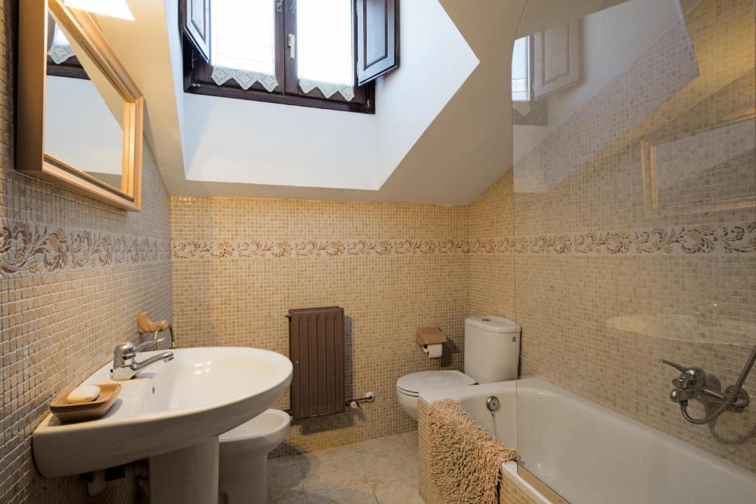 Photo of Bathroom in Penacoba