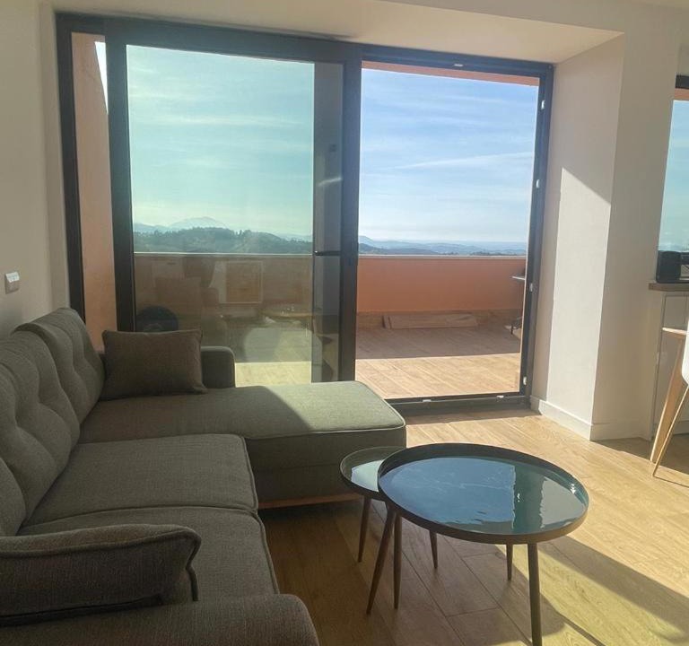 Photo of Livingroom in Canales