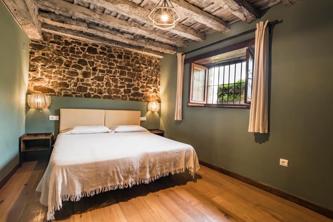 Photo of Bedroom in Aliezo