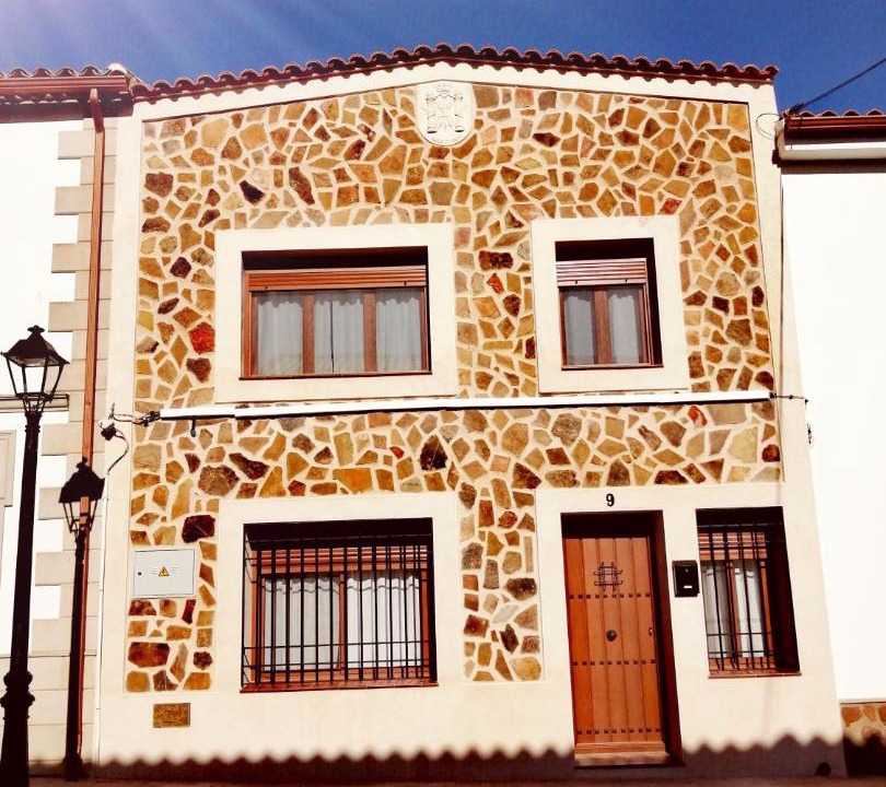 Photo of Buildings in Aldeaquemada