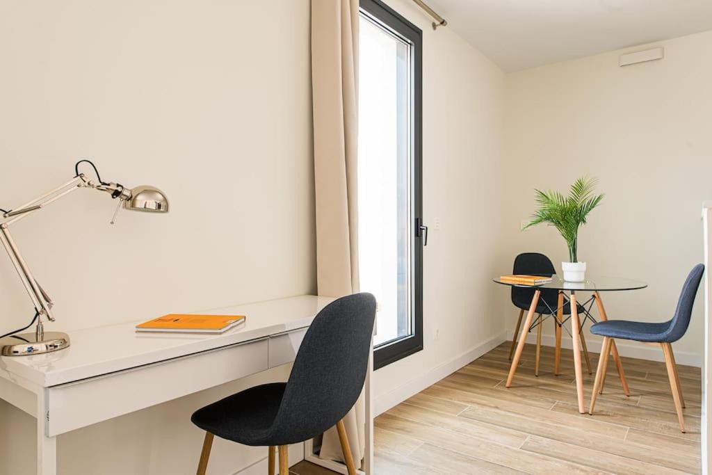 Photo of Livingroom in Cuatro Caminos