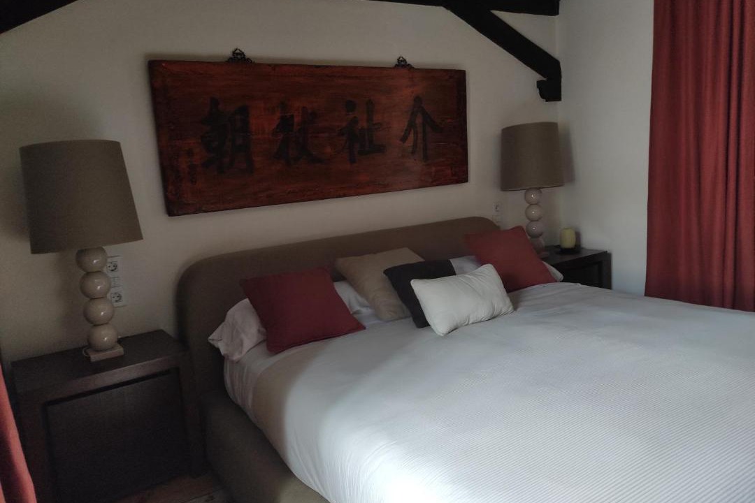 Photo of Bedroom in Valganon