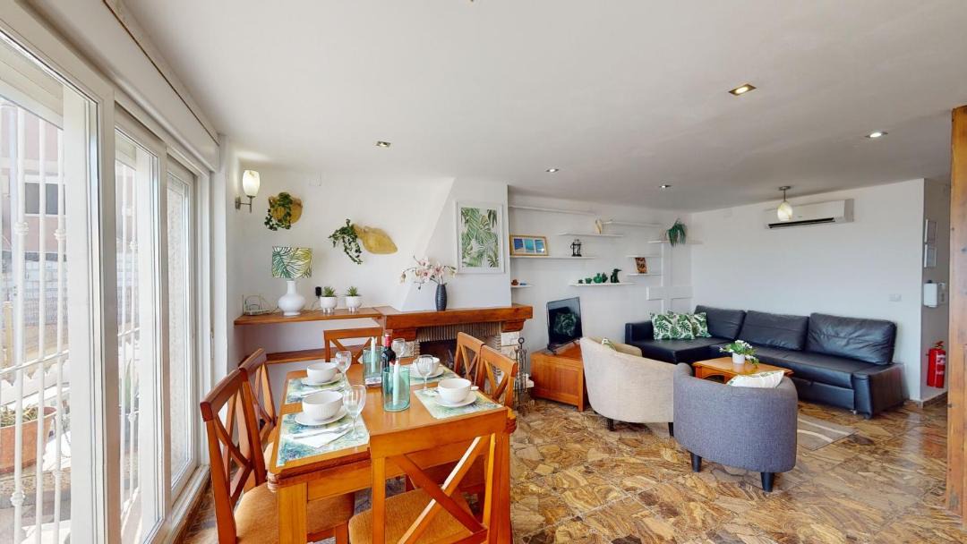 Photo of Livingroom in Los Nietos