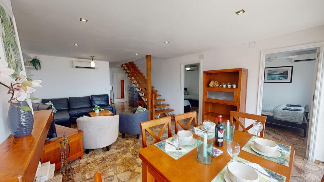 Photo of Livingroom in Los Nietos