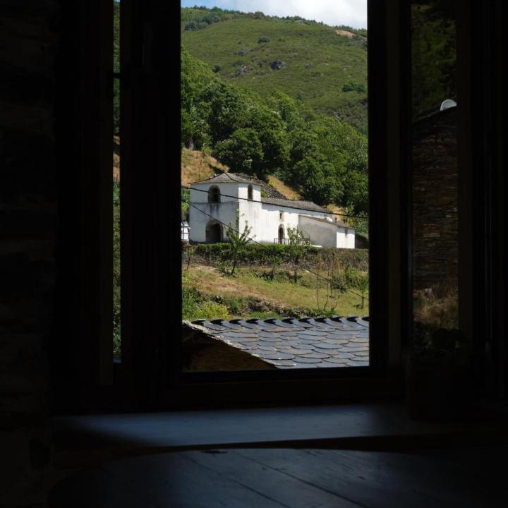 Photo of Others in Eiriz
