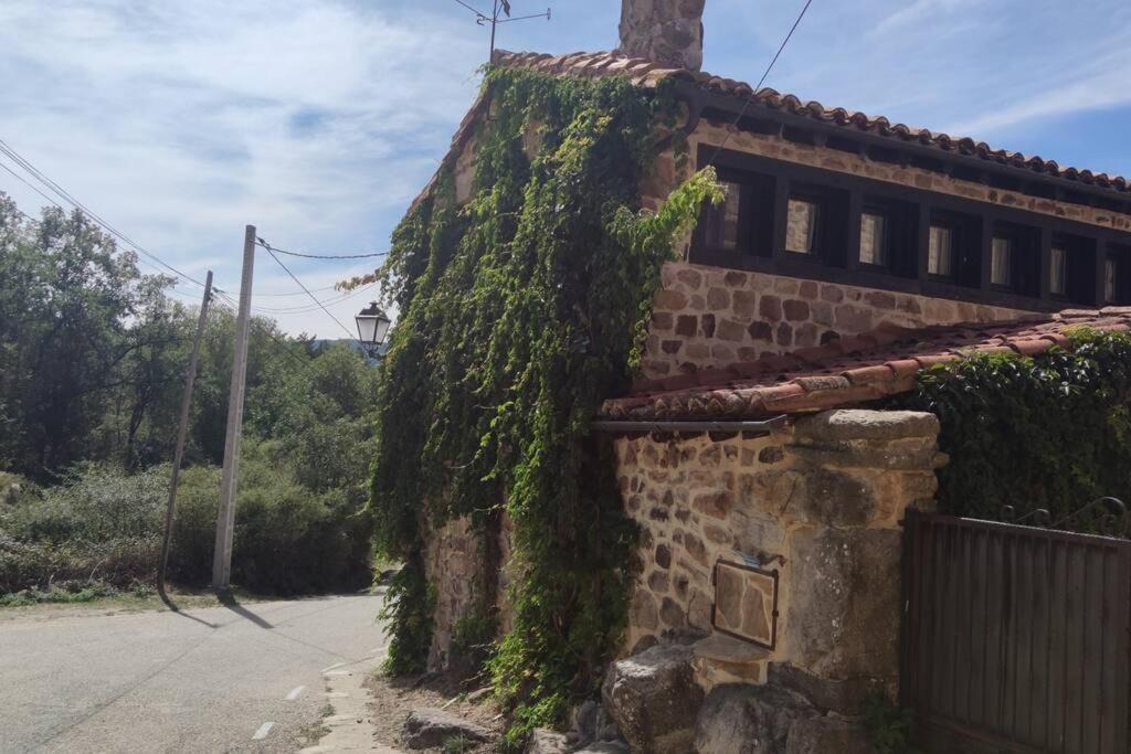 Photo of Buildings in El Quintanarejo
