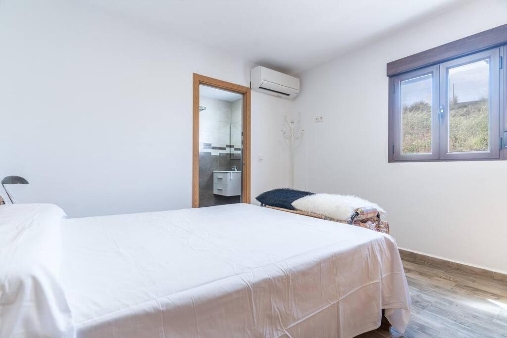 Photo of Bedroom in Fernan Perez