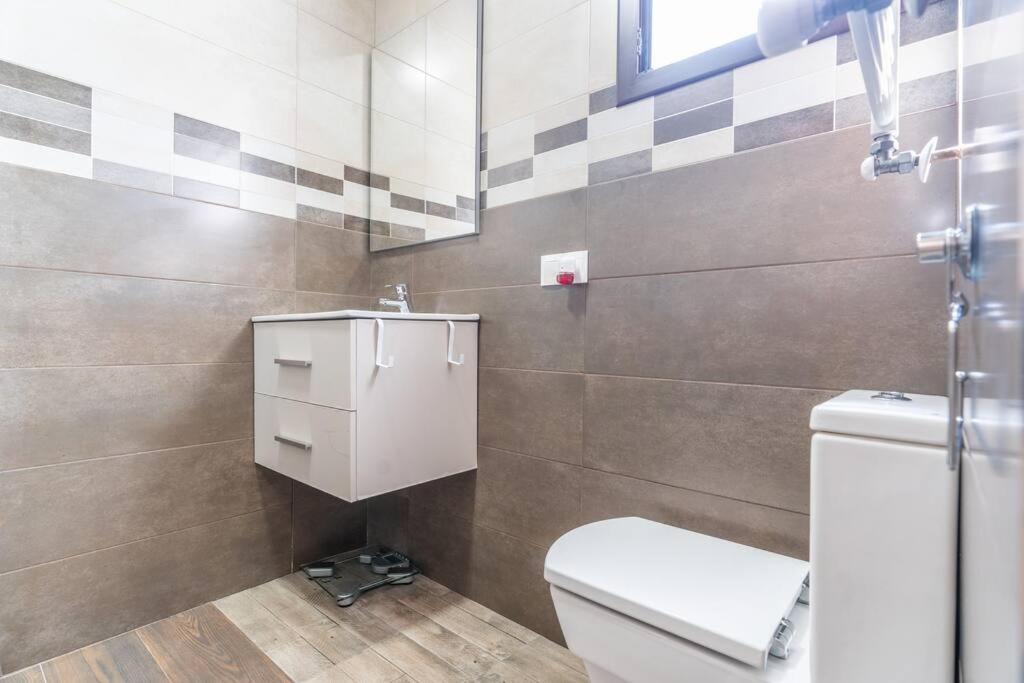 Photo of Bathroom in Fernan Perez